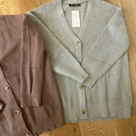 *NWT* Two Oversized Amazon Cardigans - Picture 4 of 4